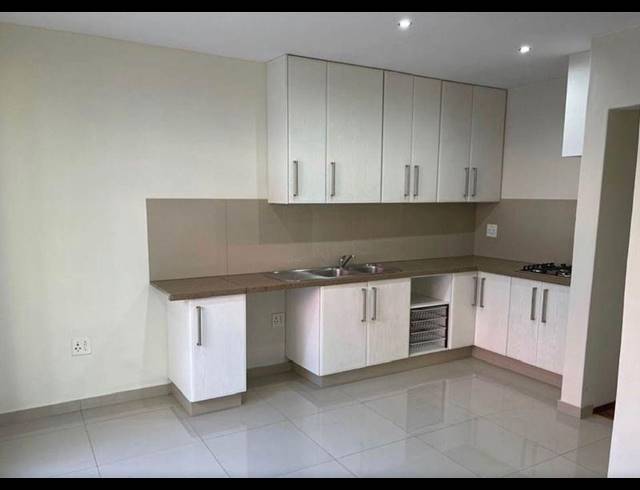 1 BEDROOM PROPERTY TO RENT IN GALLO MANOR